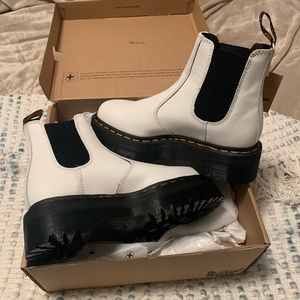 platform chelsea boots doc martens